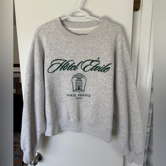 Abercrombie & Fitch Tops - Abercrombie & Fitch Destination Sunday Crew Size Large